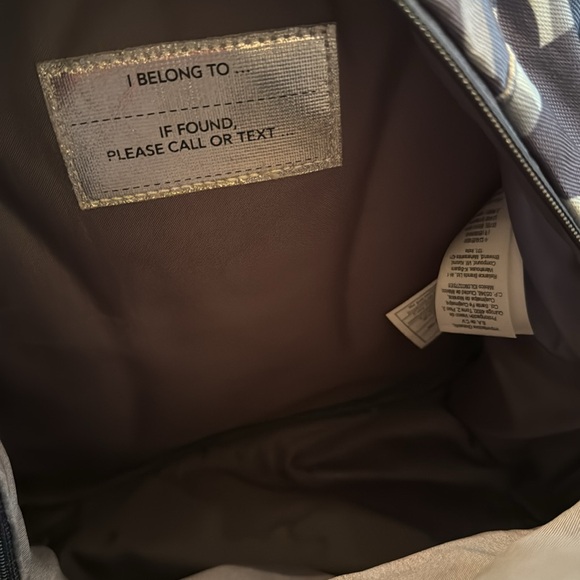 Pottery barn shark backpack - Picture 4 of 7